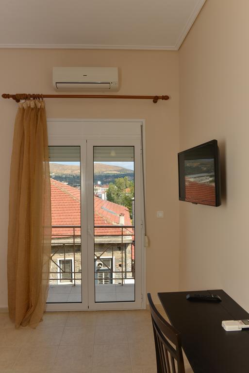 Mideia Hotel Livadiá Szoba fotó
